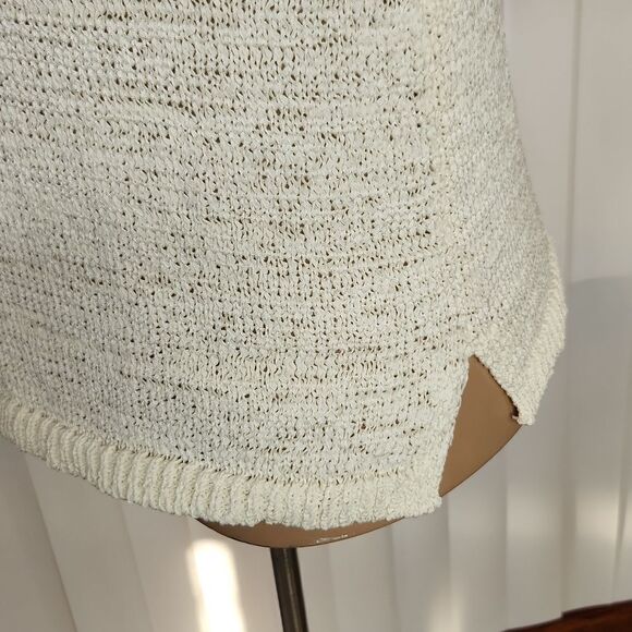 CHICO'S Cream loose fit pull over Sweater - Picture 4 of 13